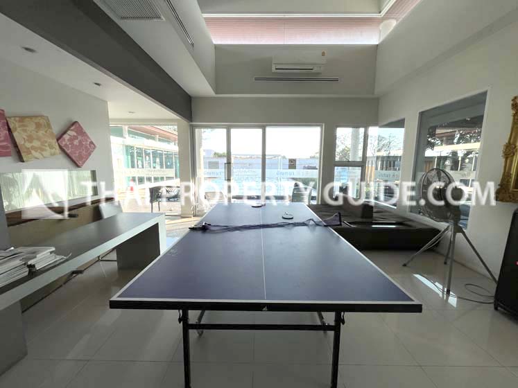 House with Shared Pool in Bangnatrad 